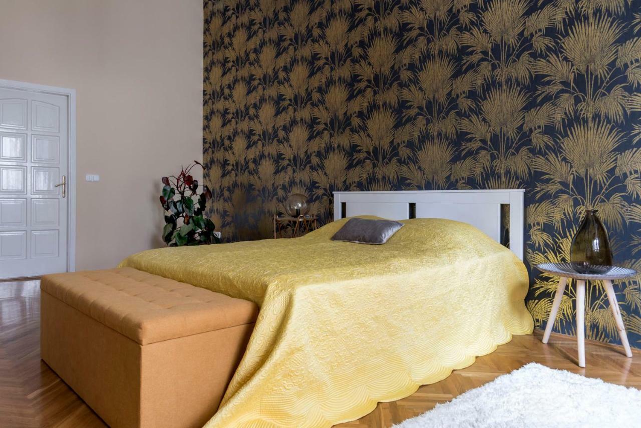 Central Apartman Budapest Luaran gambar